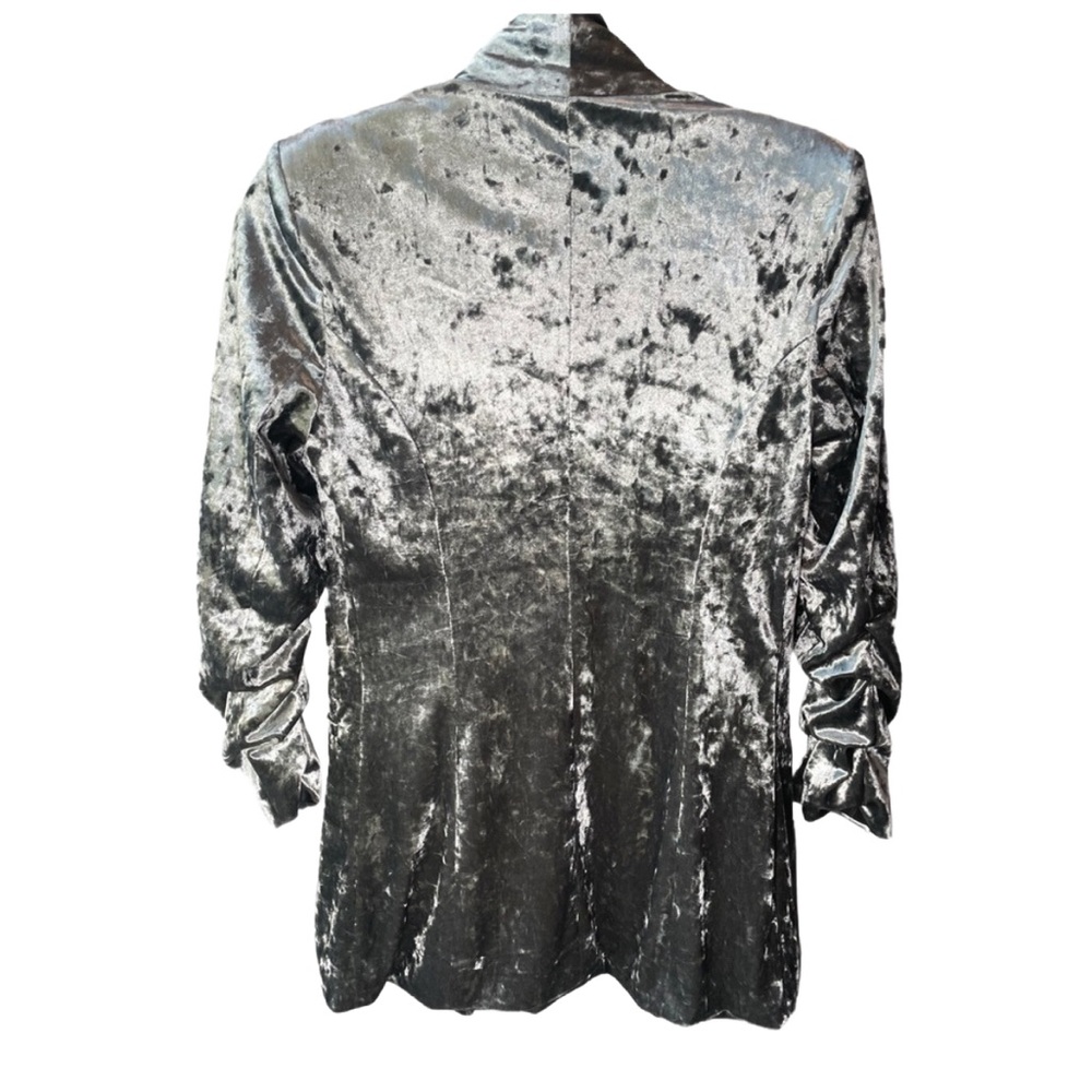 Fashion Nova Metallic Silver Crushed Velvet Blazer - Picture 2 of 6